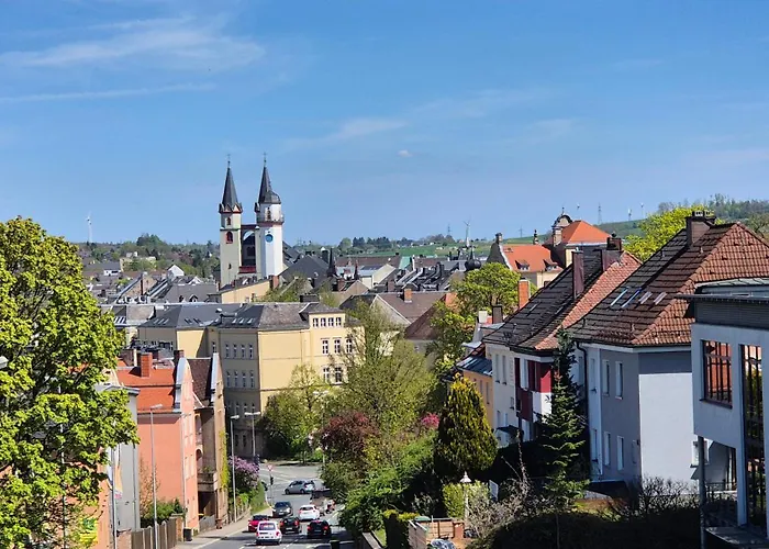 Essenzapartment Hof, 24h Checkin, Parkplatz, Wlan300mbit