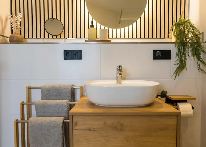 Essenzapartment Hof, 24h Checkin, Parkplatz, Wlan300mbit * Hof (Bavaria)