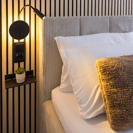 Essenzapartment Hof, 24h Checkin, Parkplatz, Wlan300mbit Διαμέρισμα Hof (Bavaria)